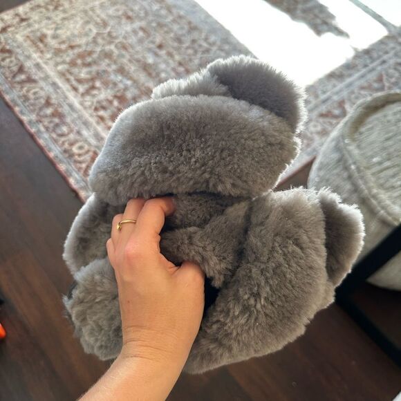 EMU Australia slippers - Picture 2 of 3